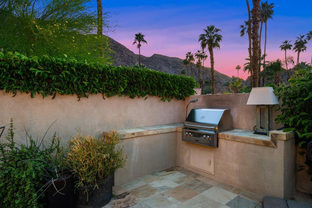 Indian Wells C.C. - Residential