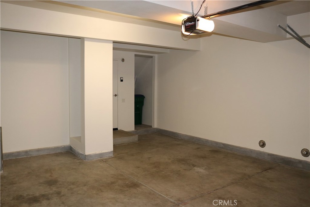 Valmont (VALM) - Residential Lease
