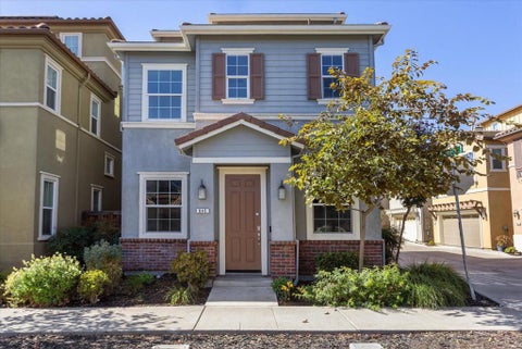 Photo of 845 Fan Palm Lane, Brentwood, CA 94513 (MLS # ML82064955)