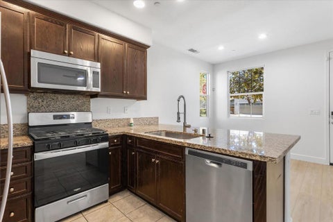 Tiny photo for 845 Fan Palm Lane, Brentwood, CA 94513 (MLS # ML82064955)