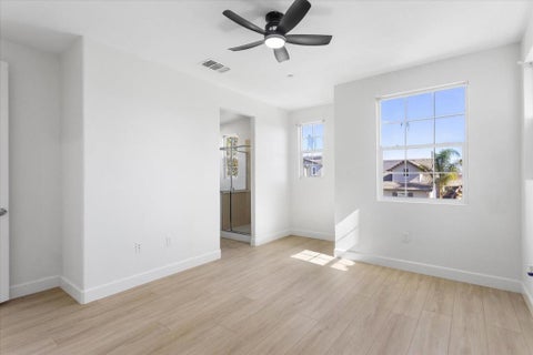 Tiny photo for 845 Fan Palm Lane, Brentwood, CA 94513 (MLS # ML82064955)