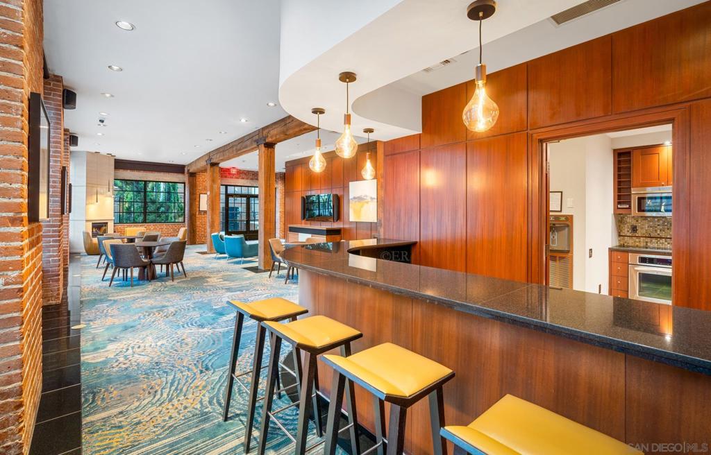 Downtown - Residential Lease
