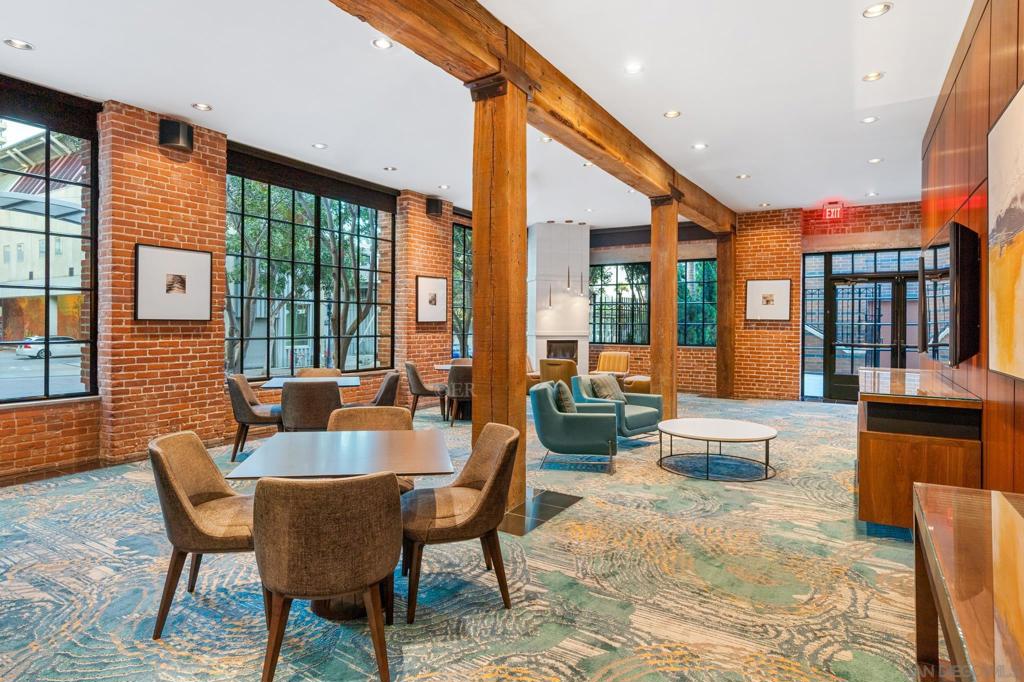 Downtown - Residential Lease