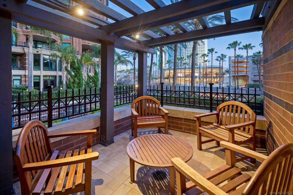 Downtown - Residential Lease