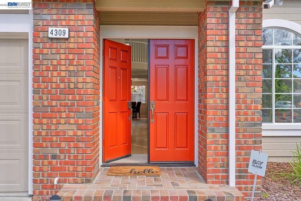 Photo of 4309 4309 Bolina Dr Dr, Union City, CA 94587 (MLS # 41125844)