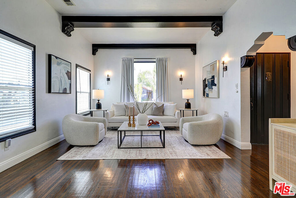1260 W 81st Street