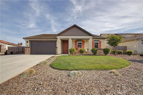 Photo of 13195 Ridgewood Way, Chowchilla, CA 93610 (MLS # MC26085331)