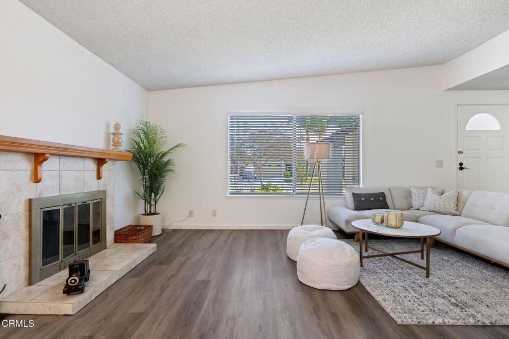 2461 Bunting Avenue
