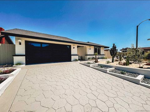 Photo of 6211 SYRACUSE LANE Ln, San Diego, CA 92122 (MLS # 260010598SD)