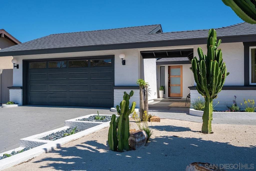 Photo of 6211 SYRACUSE LANE Ln, San Diego, CA 92122 (MLS # 260010598SD)
