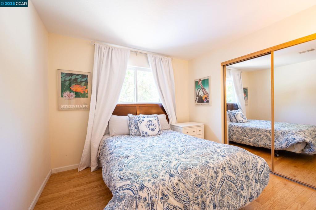 LARKEYAREA - Residential Lease