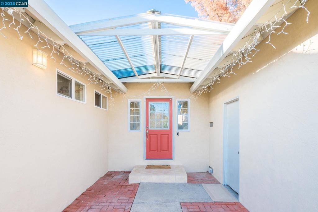 LARKEYAREA - Residential Lease