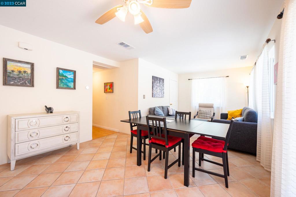 LARKEYAREA - Residential Lease