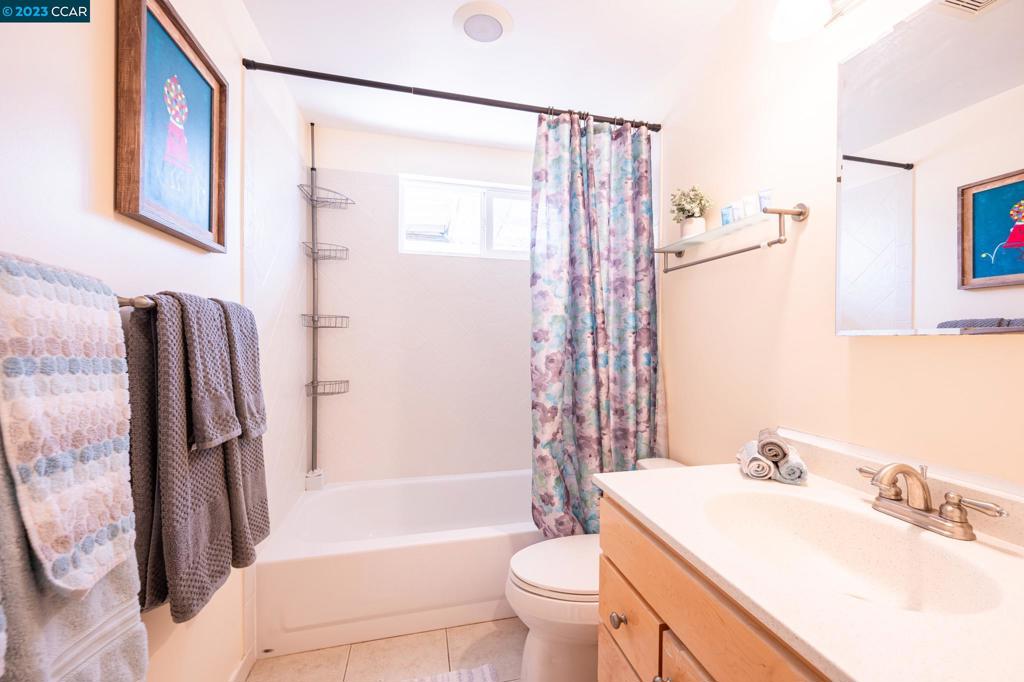 LARKEYAREA - Residential Lease