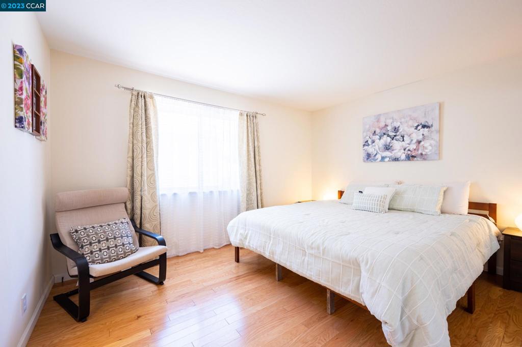 LARKEYAREA - Residential Lease