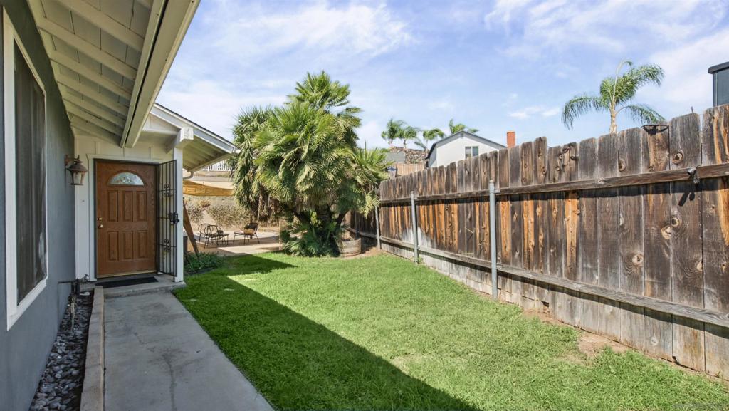 10958 Gayola Ln