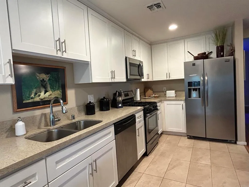 La Mesa, California 91942, United States, 2 Bedrooms Bedrooms, ,1 BathroomBathrooms,Residential,Active,137725