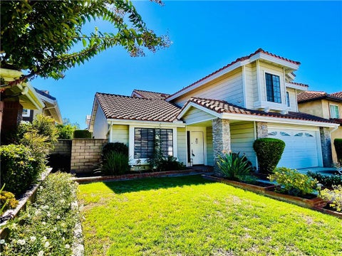 Photo of 8 Davis, Irvine, CA 92620 (MLS # OC26215857)