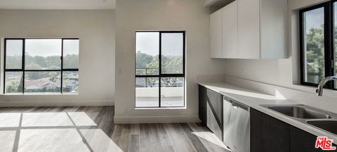 Tiny photo for 2465 Purdue Avenue #PH 3, Los Angeles, CA 90064 (MLS # 26652383)