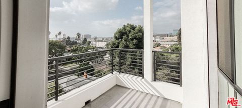 Tiny photo for 2465 Purdue Avenue #PH 3, Los Angeles, CA 90064 (MLS # 26652383)
