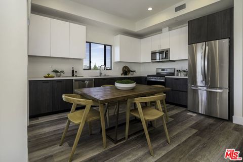 Tiny photo for 2465 Purdue Avenue #PH 3, Los Angeles, CA 90064 (MLS # 26652383)