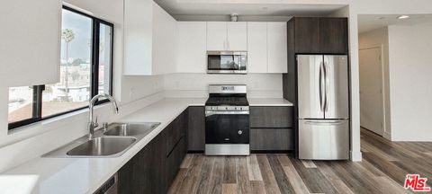 Tiny photo for 2465 Purdue Avenue #PH 3, Los Angeles, CA 90064 (MLS # 26652383)