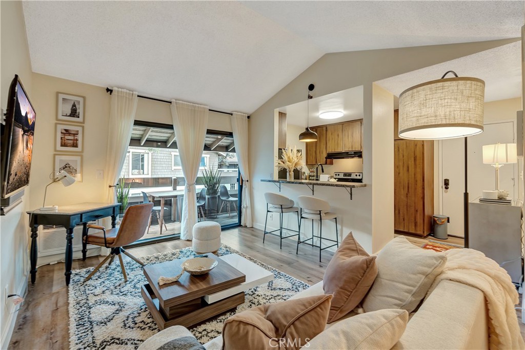 Irvine Springs (IS) - Residential