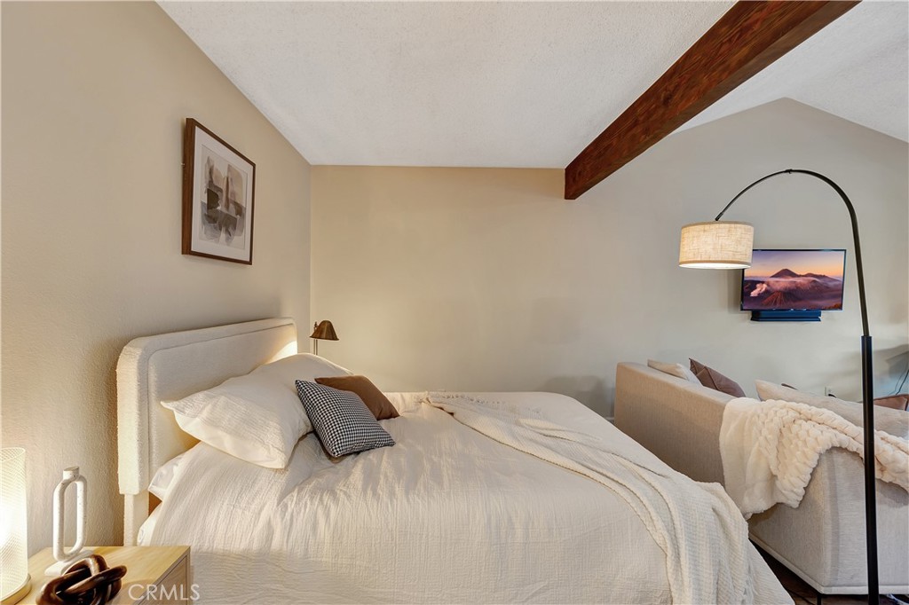 Irvine Springs (IS) - Residential