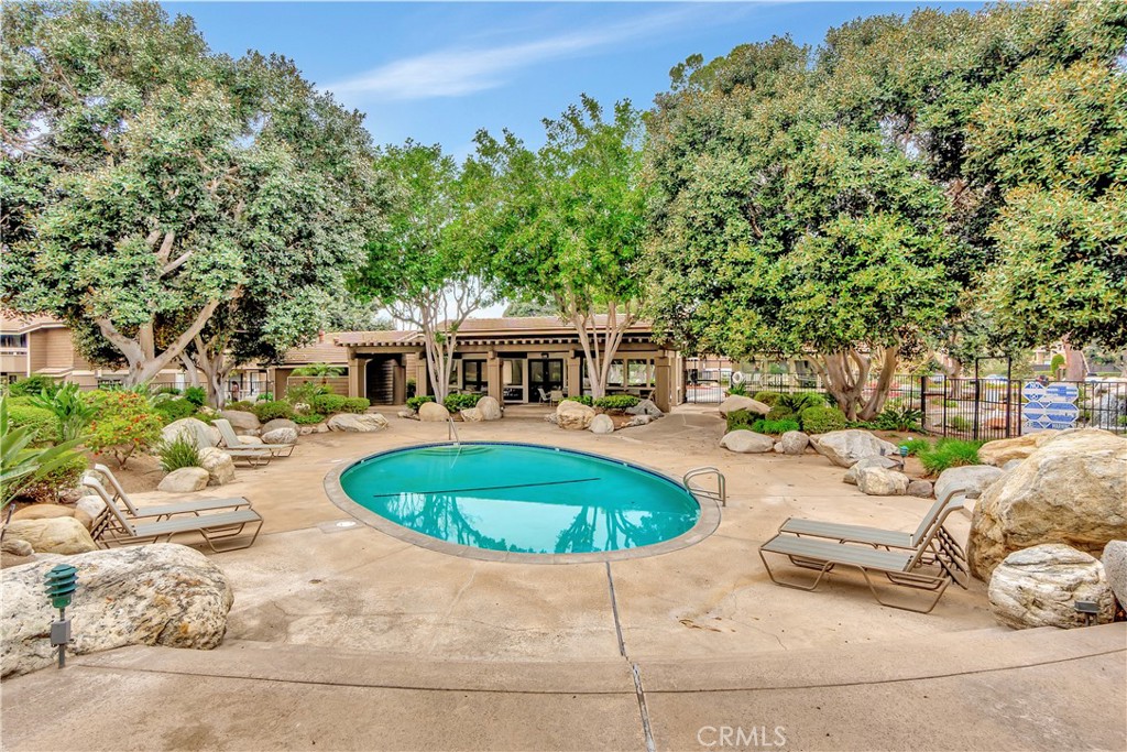 Irvine Springs (IS) - Residential