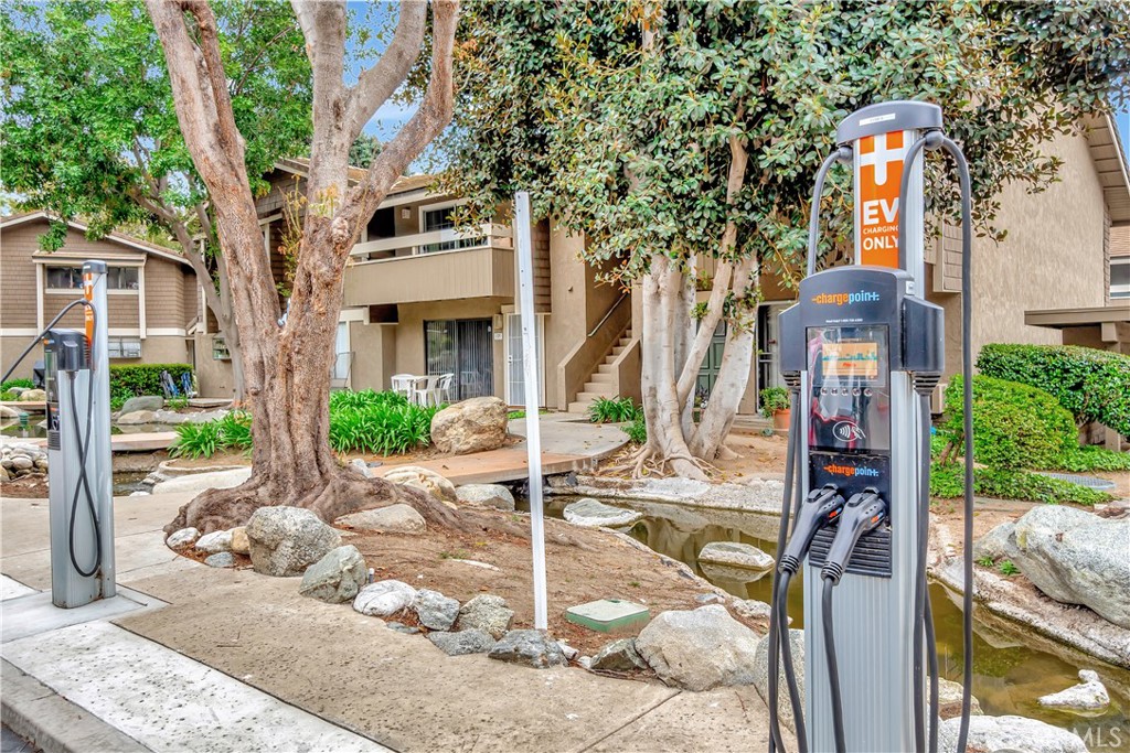 Irvine Springs (IS) - Residential