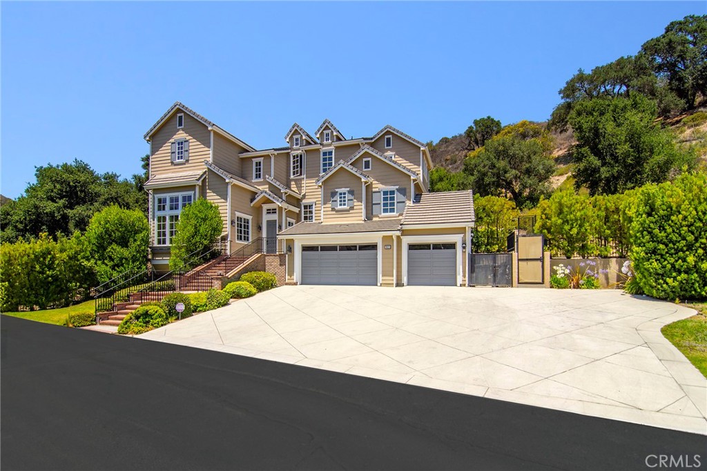 Properties 1 1821 Tamarack Street