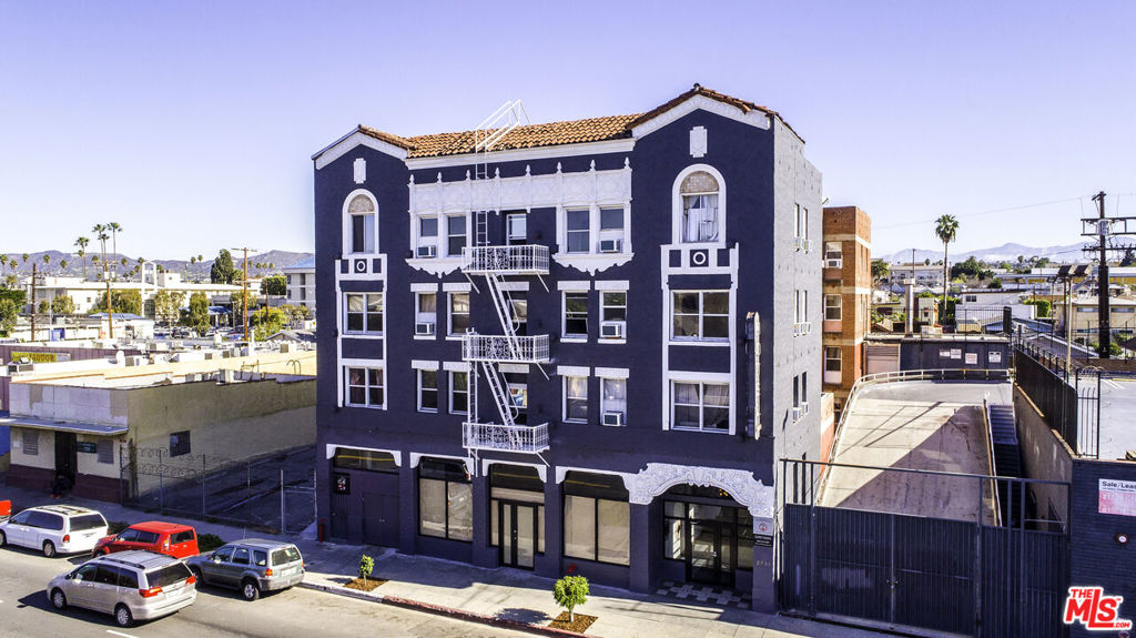 2731 Beverly Boulevard