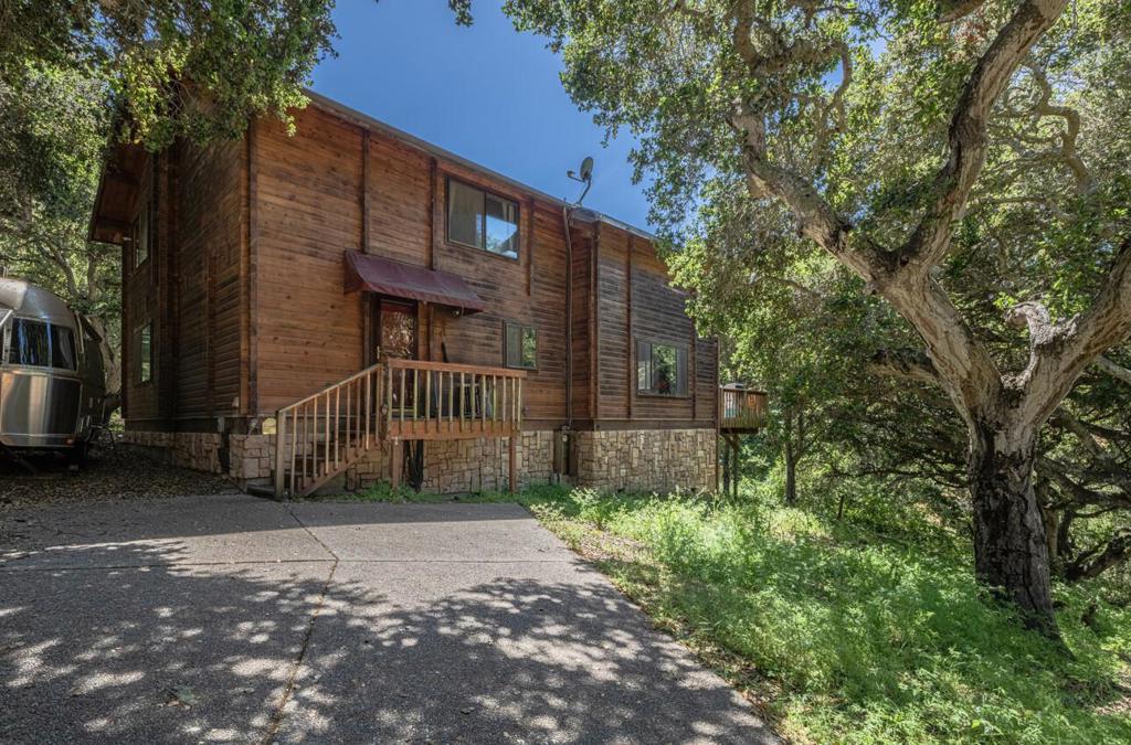 11521 Hidden Hills Road