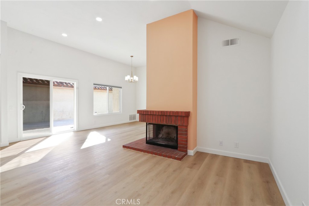 Vista Filare (VF) - Residential Lease