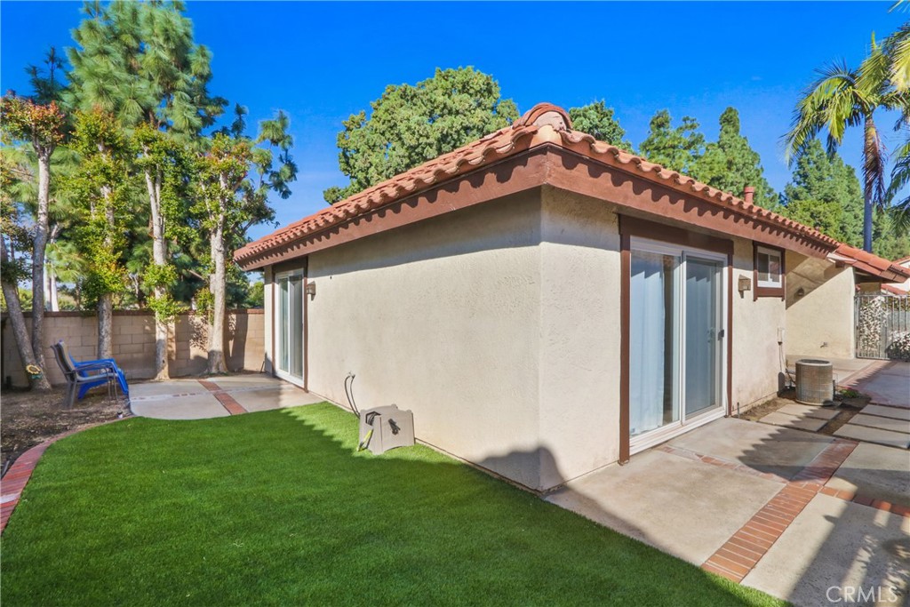 Vista Filare (VF) - Residential Lease