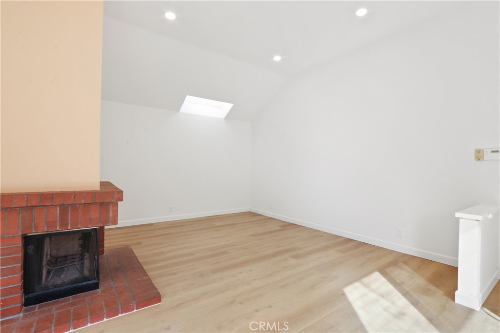 Vista Filare (VF) - Residential Lease