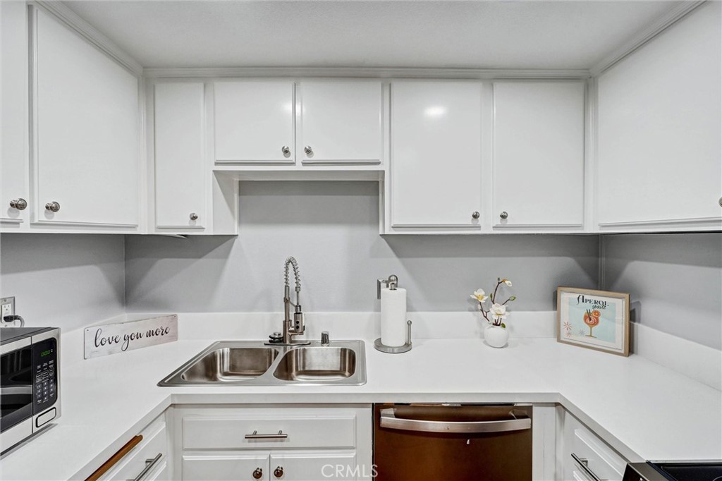 3010 Associated Road 133