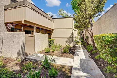 MLS: SW26082664