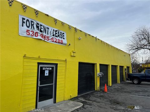 Photo of 1814 Unit B Park, Chico, CA 95928 (MLS # SN26012235)