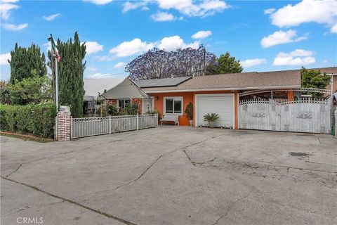 Photo of 5231 1/2 Clara Street, Cudahy, CA 90201 (MLS # HD25114173) Photo of 5231 1/2 Clara Street, Cudahy, CA 90201 (MLS # HD25114173)