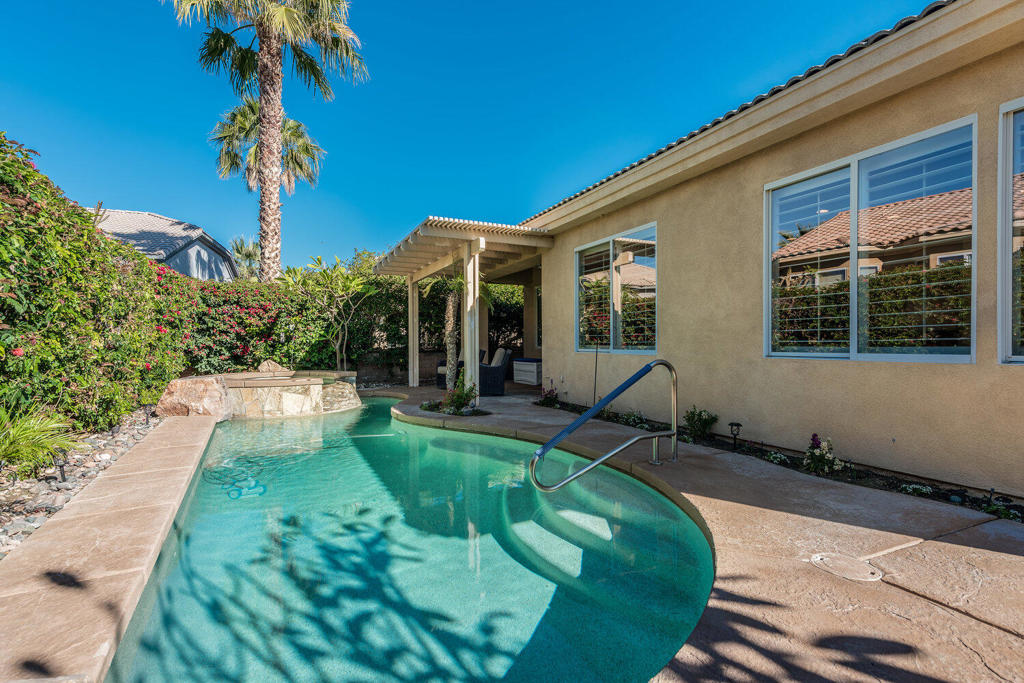 Heritage Palms CC - Residential