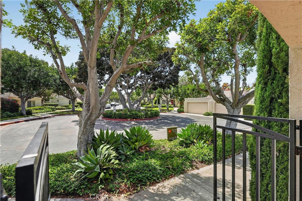 104 Navarre, Irvine CA 92612 - Photo 25