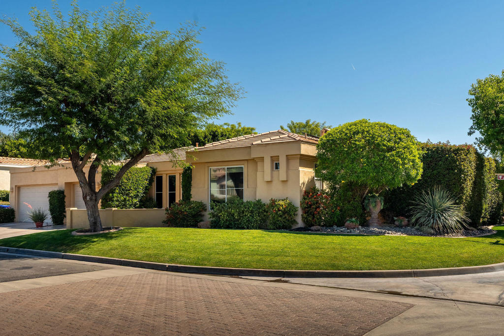 45010 Aztec Drive