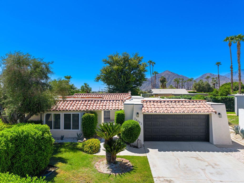 Spacious and updated home nestled in the heart of La Quinta! Adjacent to the prestigious La Quinta Country Club this 4 Bedroom home will be your perfect desert retreat. Over 2500 square feet with 4 bedrooms and a bonus room off of the primary suite. Well appointed and updated throughout with custom tile showers, quartz countertops, fresh paint, new lighting fixtures, offered fully furnished for seasonal rental. Gated access with community pool, spa, and tennis courts. Close to Old Town La Quinta, La Quinta Resort & Spa, Indian Wells Tennis Garden, hiking, golf, dining and shopping! Available right now, and the upcoming 2025-26 season! Rates vary according to month and length of lease.Applicants complete RentSpree application and email to schoweproperties@gmail.com.Applicant to pay $49.99 credit report fee.