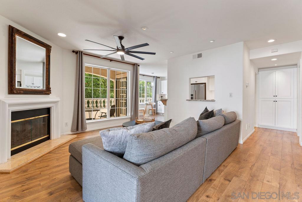 2842 Torrey Pines Rd