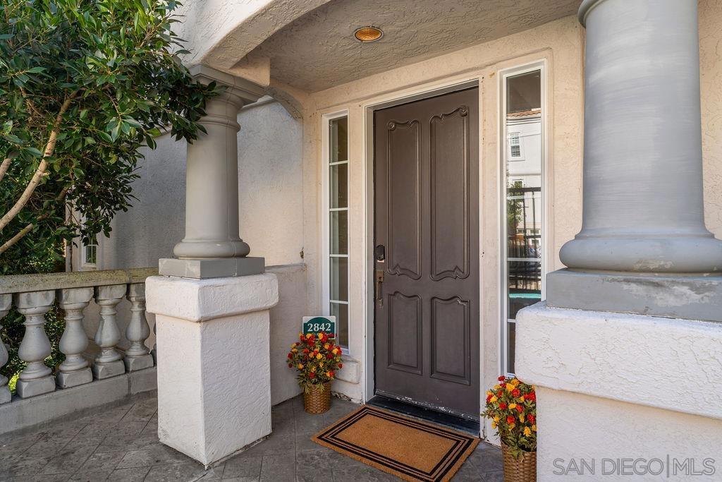 2842 Torrey Pines Rd