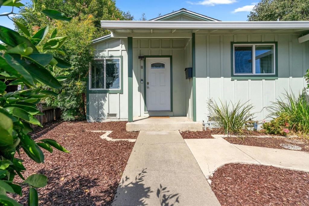 4740 Quadres Court
