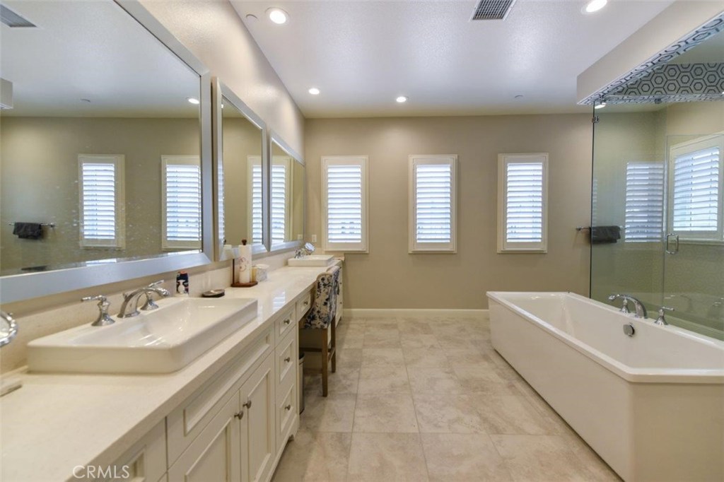 Bella Vista - Residential Lease