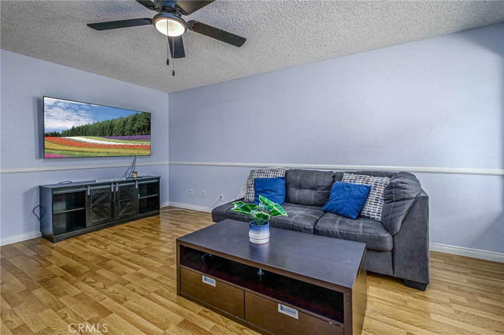 1585 Honeywood Court