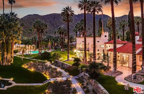 Photo of 457 W Hermosa Place, Palm Springs, CA 92262 (MLS # 26651909)